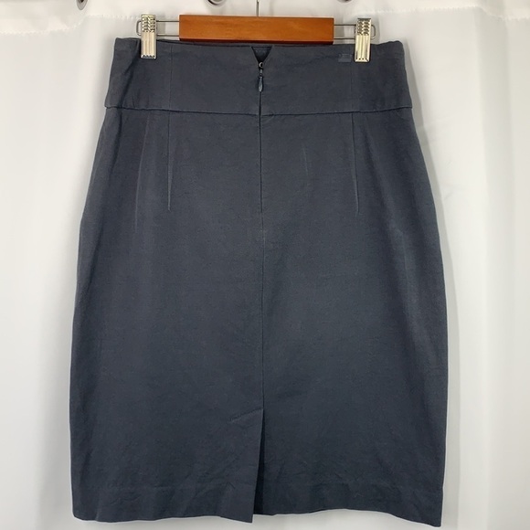 Banana Republic Stretch Pencil Skirt - Gray, Size 2 - Picture 2 of 5
